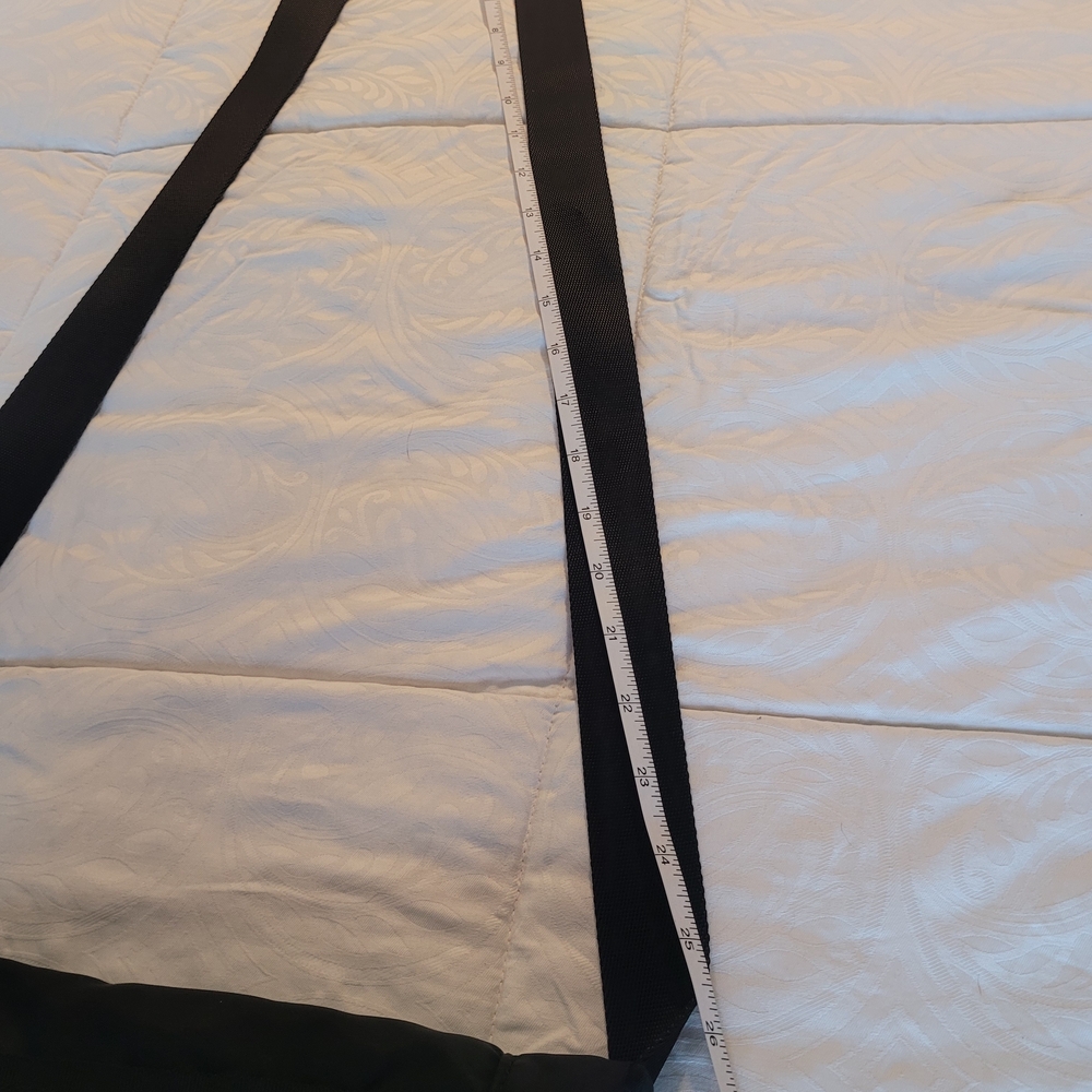 lululemon athletica Black Crossbody Bag - Picture 13 of 16